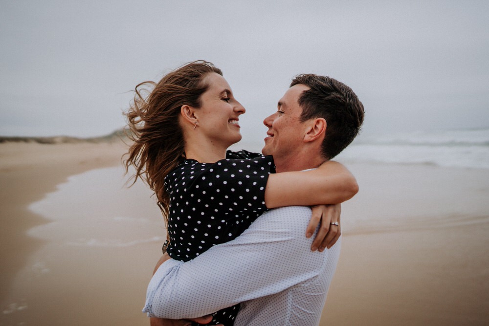 ava-me-photography-alice-brody-nobbys-beach-newcastle-engagement-21