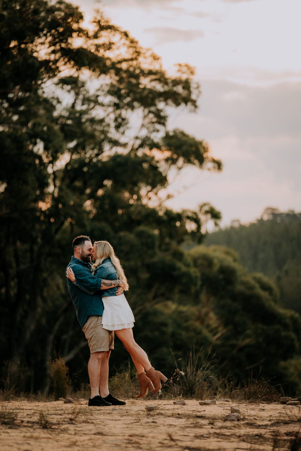ava-me-photography-morgan-nick-engagement-penrose-state-forest-26