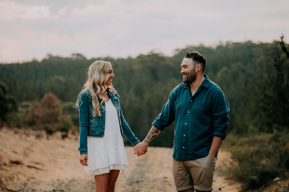 ava-me-photography-morgan-nick-engagement-penrose-state-forest-41