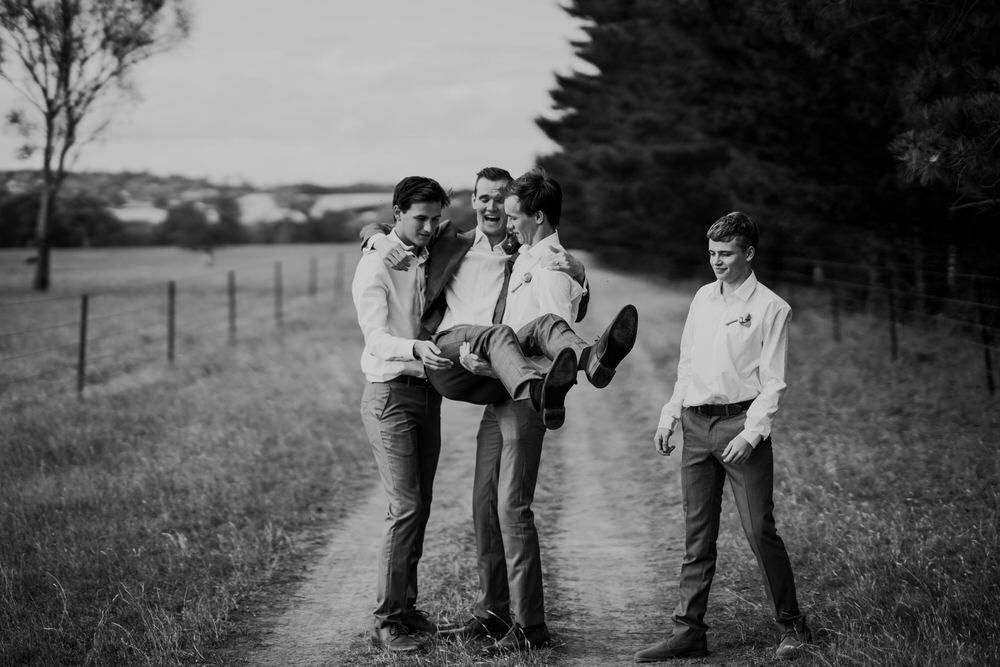 ava-me-photography-sophie-jack-drumderry-homestead-st-judes-bowral-sutton-forest-wedding-bw-15